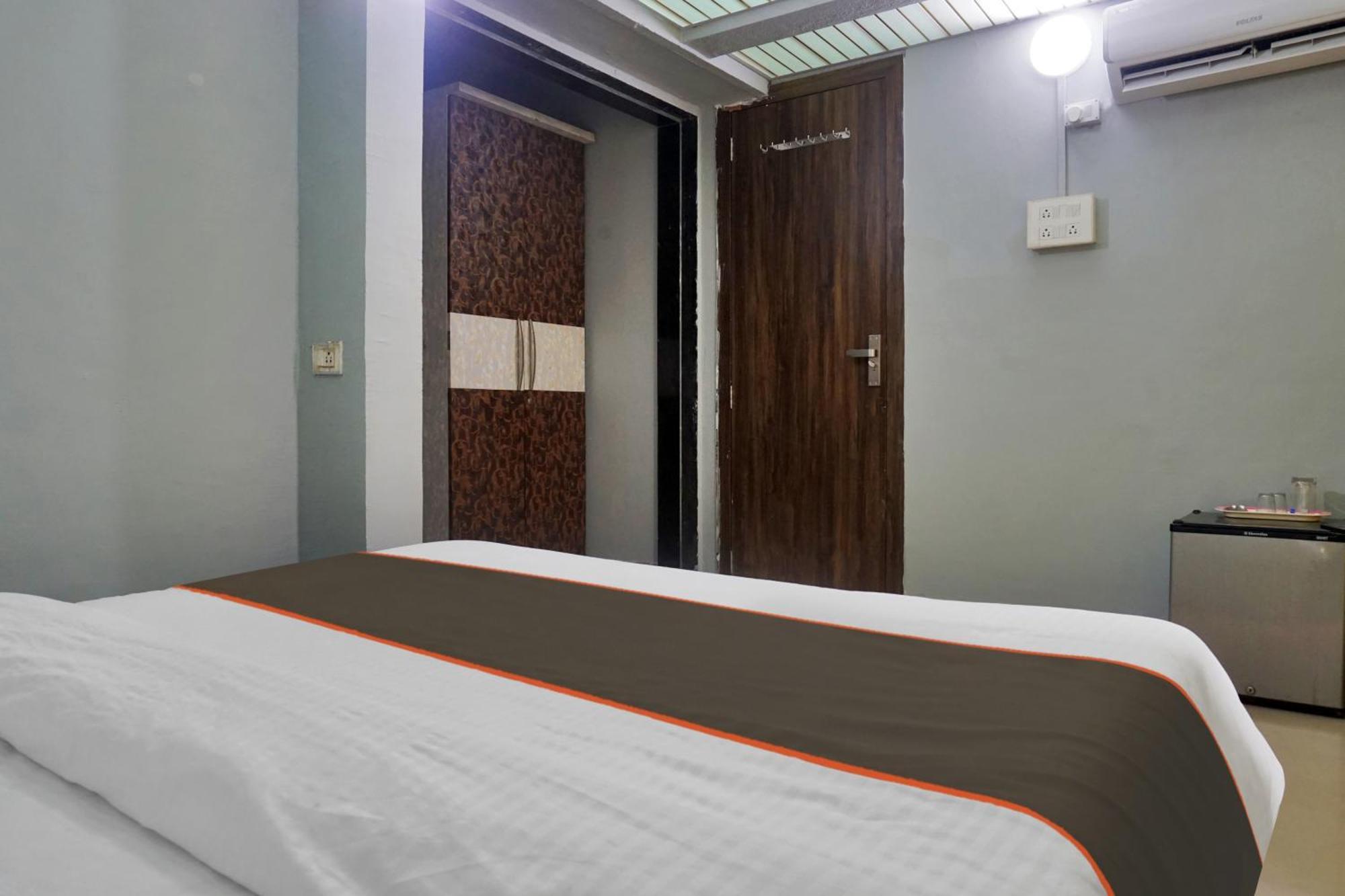 Collection O Baner Executive Stays 푸네 외부 사진
