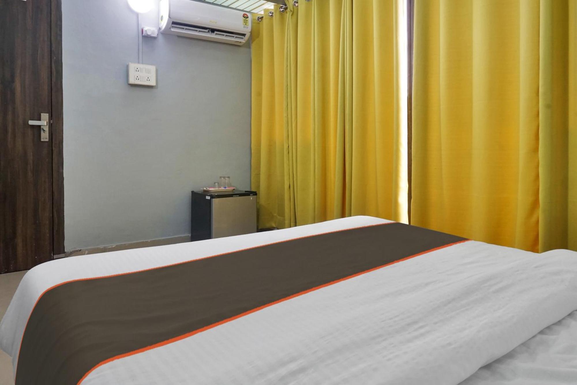 Collection O Baner Executive Stays 푸네 외부 사진